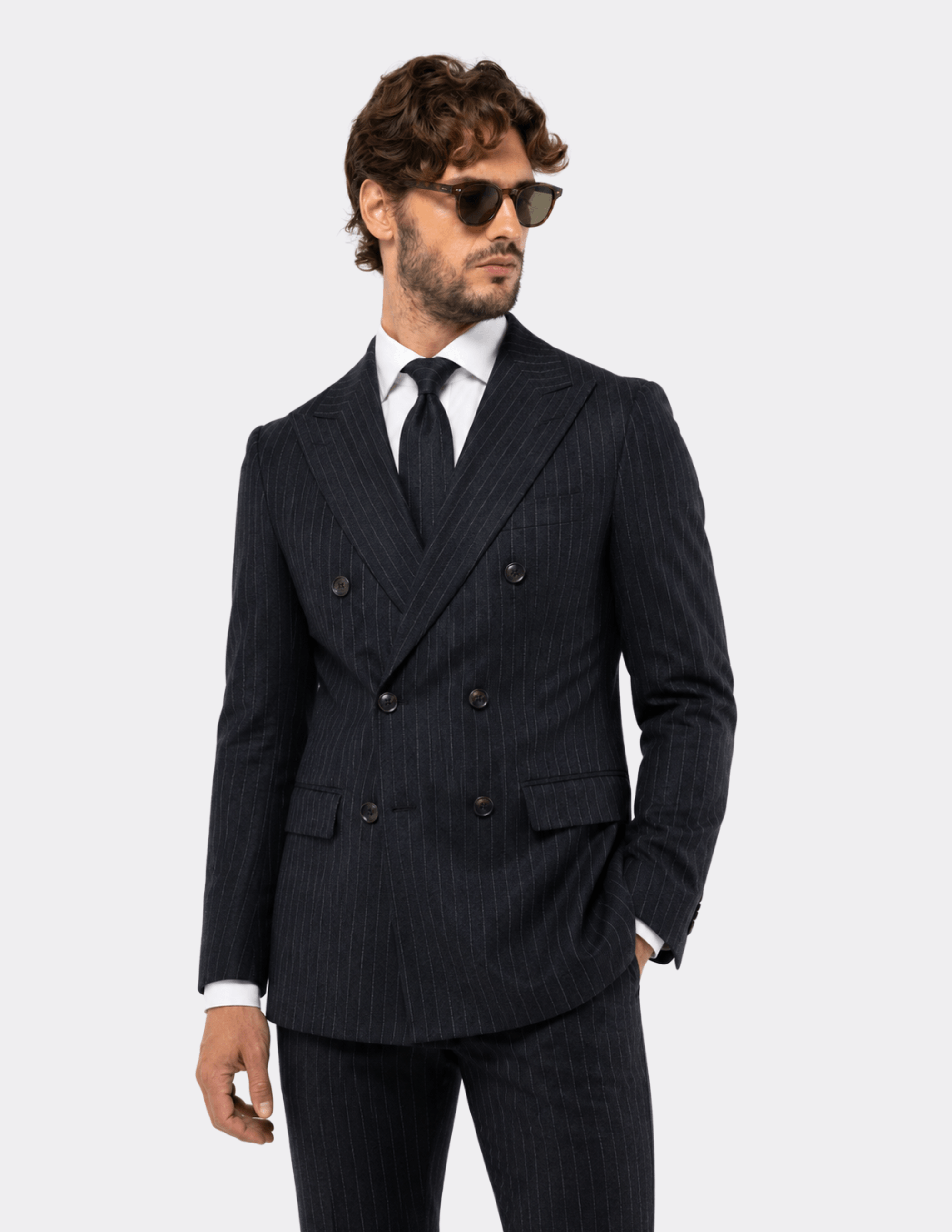 Le Vicomte Double-Breasted Suit