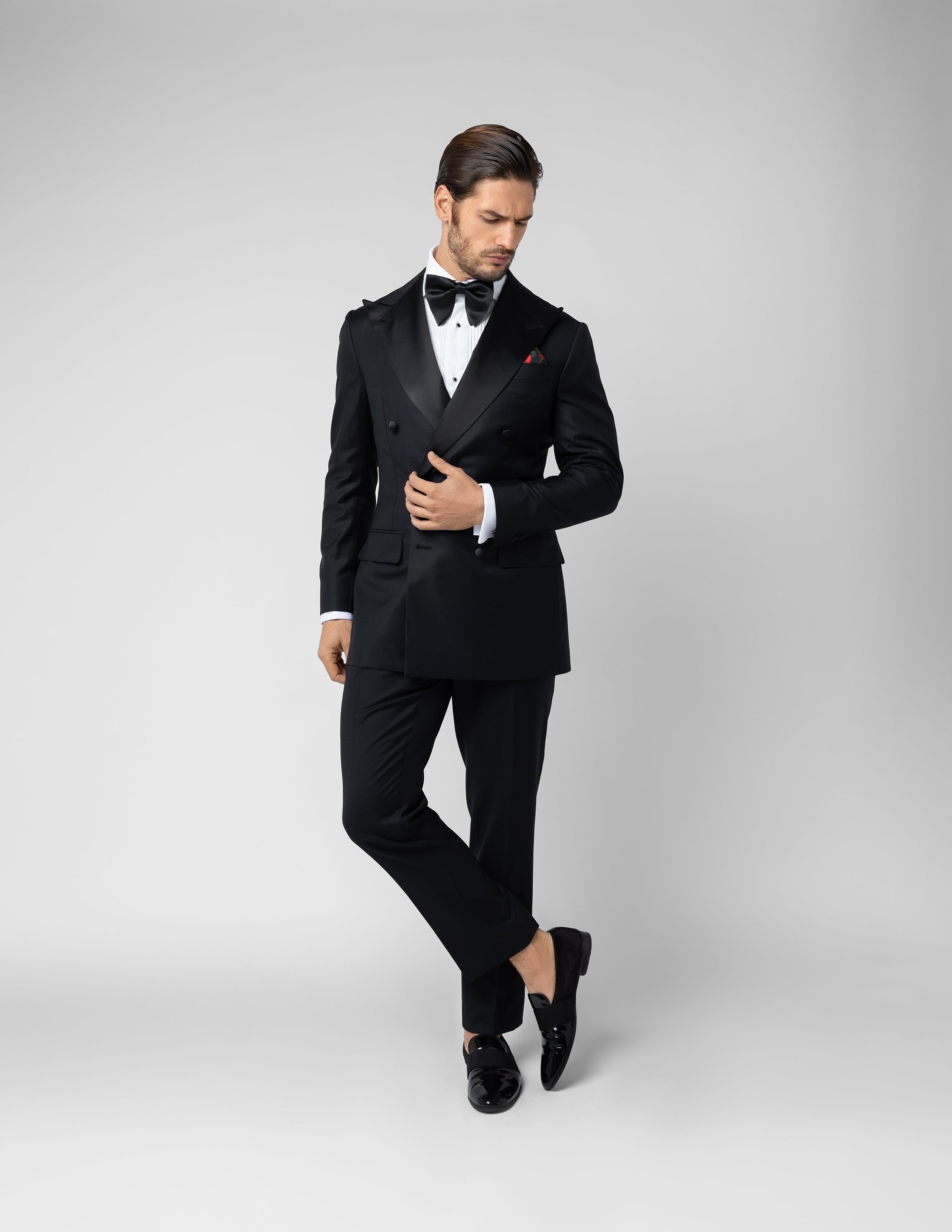 Red Roses Handkerchief - Samir Bachkami