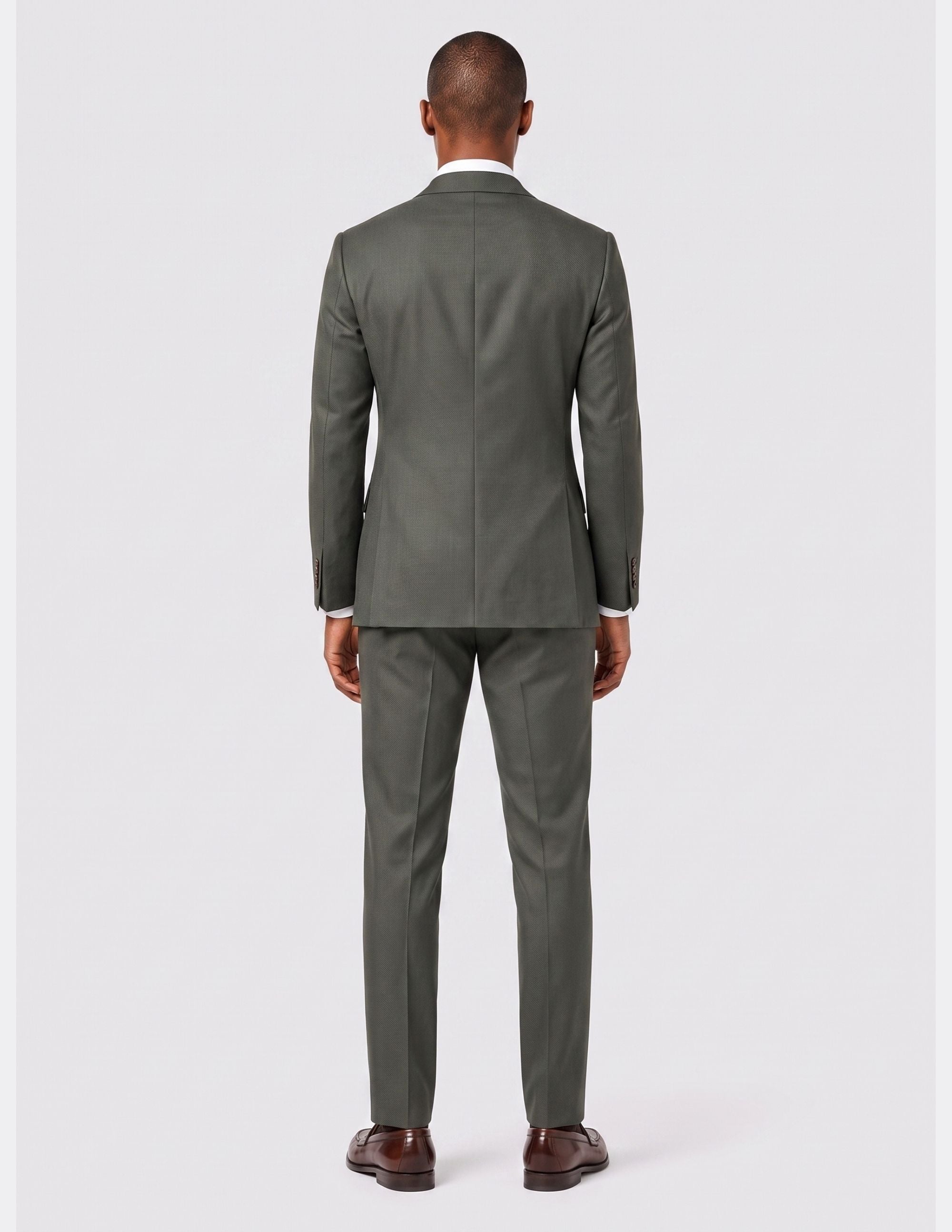 The Le Réserve Single-Breasted Suit